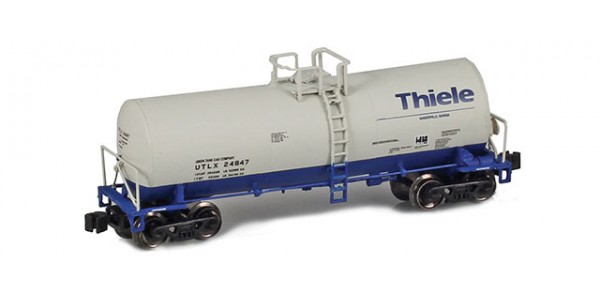 AZL 913820-2 UTLX | Thiele 17,600 Gallon Tank Car #24747 AZL 913820-2 UTLX | Thiele 17,600 Gallon Tank Car #24747